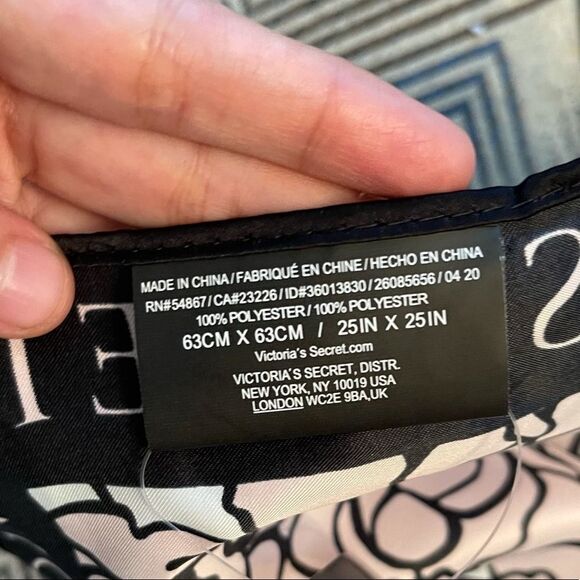 Victoria’s Secret Scarf/Bandana - Picture 4 of 4